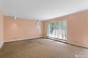 10260 Kaylen Pl, Bellevue, WA 98004 - Photo 16