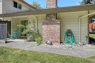 411 213th Pl SW, Bothell, WA 98021 - Photo 18