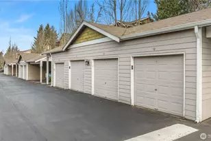 710 240th Way SE, Sammamish, WA 98074 - Photo 2