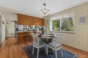 2006 245th Ave SE, Sammamish, WA 98075 - Photo 10