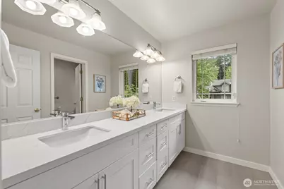 9118 NE 160th Pl, Bothell, WA 98028 - Photo 24