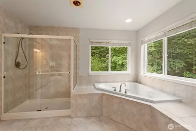 9118 NE 160th Pl, Bothell, WA 98028 - Photo 20