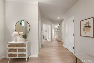 9118 NE 160th Pl, Bothell, WA 98028 - Photo 2