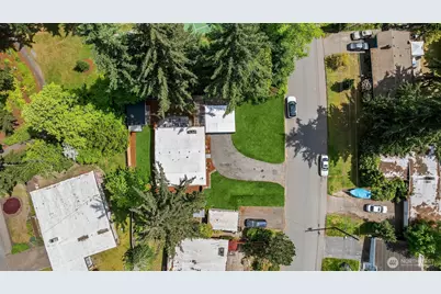 15634 SE 8th Street, Bellevue, WA 98008 - Photo 38