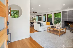 15634 SE 8th St, Bellevue, WA 98008 - Photo 4