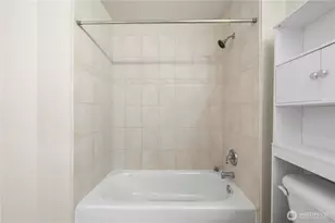 321 10th Ave S, Seattle, WA 98104 - Photo 22