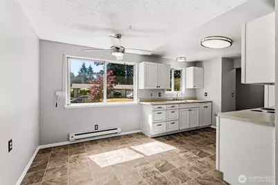 802 Oakcrest Drive SE, Lacey, WA 98503 - Photo 14