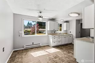 802 Oakcrest Dr SE, Lacey, WA 98503 - Photo 14