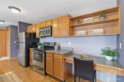 2500 W Manor Place #216, Seattle, WA 98199 - Photo 10