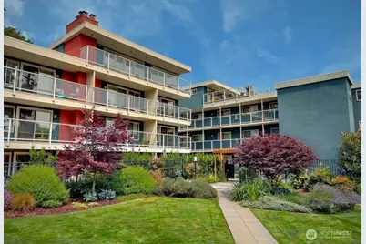 1730 Taylor Avenue N #302, Seattle, WA 98109 - Photo 1