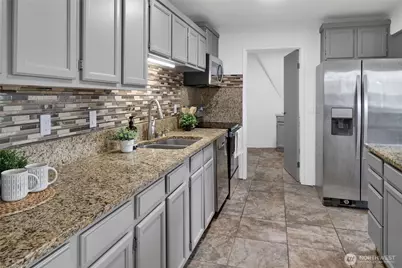4246 James Street, Bellingham, WA 98226 - Photo 14