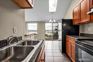 226 Broadway, Tacoma, WA 98402 - Photo 10