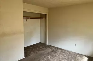 19413 Crescent Dr E, Spanaway, WA 98387 - Photo 8