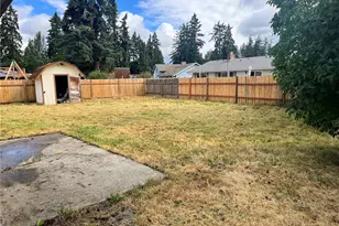 19413 Crescent Dr E, Spanaway, WA 98387 - Photo 10