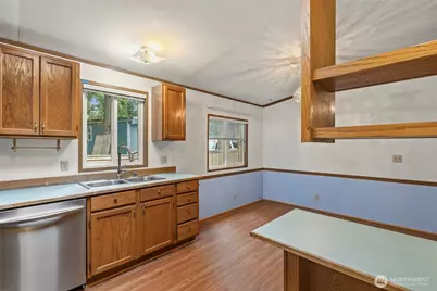 1828 Lake Drive, Camano Island, WA 98282 - Photo 28