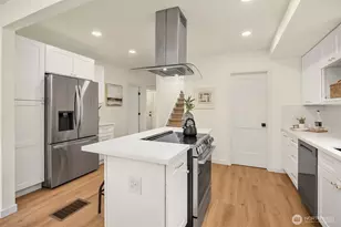 5040 35th Ave SW, Seattle, WA 98126 - Photo 4