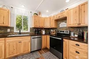124 N 3rd St, Coulee City, WA 99115 - Photo 4