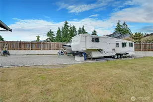 24206 38th Ave Ct E, Spanaway, WA 98387 - Photo 34