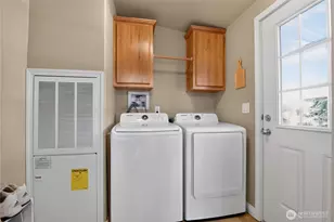 1427 100th Street SW, Everett, WA 98204 - Photo 8