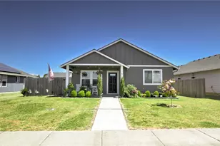 410 Herren Ave, Winlock, WA 98596 - Photo 1