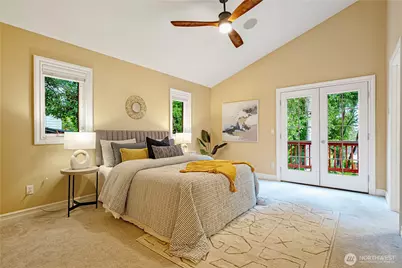 1528 NE 97th St, Seattle, WA 98115 - Photo 14