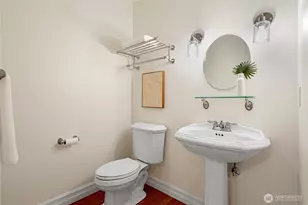 1528 NE 97th St, Seattle, WA 98115 - Photo 24