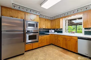 3024 Cherrywood Ave, Bellingham, WA 98225 - Photo 14