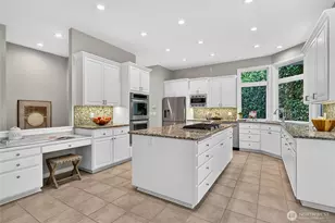 14420 SE 84th St, Newcastle, WA 98059 - Photo 10