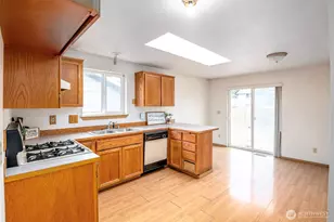 1418 E 59th St, Tacoma, WA 98404 - Photo 6