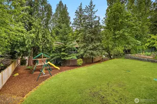 211 210th Ave NE, Sammamish, WA 98074 - Photo 26