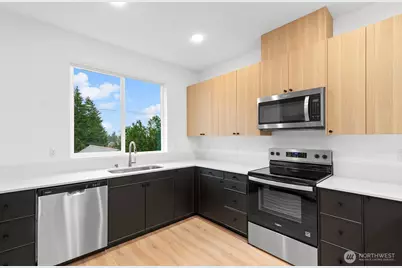 1421 SW 111th Lane, Seattle, WA 98146 - Photo 16