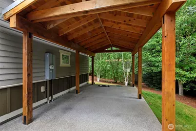 10440 NE Quiet Valley Lane, Bainbridge Island, WA 98110 - Photo 32