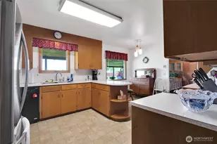 617 Sprague St, Wilson Creek, WA 98860 - Photo 12