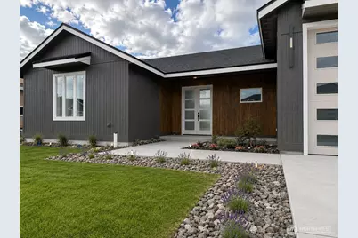 15005 Allison Place, Entiat, WA 98822 - Photo 2