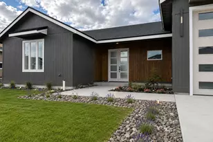15005 Allison Pl, Entiat, WA 98822 - Photo 2