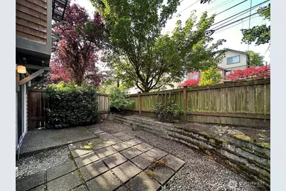2645 NW 57th Street #A, Seattle, WA 98107 - Photo 2