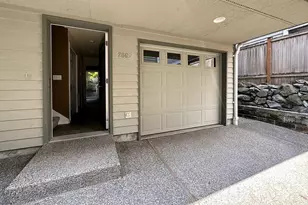 2645 NW 57th St, Seattle, WA 98107 - Photo 4