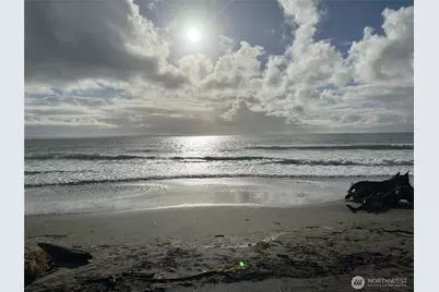 609 Weatherwax, Ocean Shores, WA 98569 - Photo 10