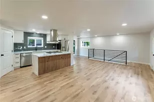 607 244th St SW, Bothell, WA 98021 - Photo 8
