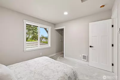 210 Carolina St, Bellingham, WA 98225 - Photo 24