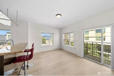 1026 NE 65th Street #C420, Seattle, WA 98115 - Photo 6