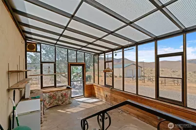 723 Burbank Creek Road, Yakima, WA 98901 - Photo 24