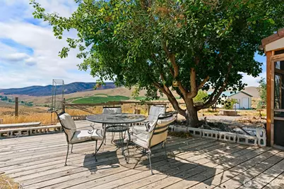 723 Burbank Creek Road, Yakima, WA 98901 - Photo 26
