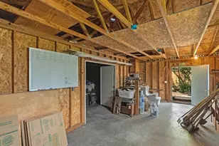 1218 E Marine View Dr, Everett, WA 98201 - Photo 36