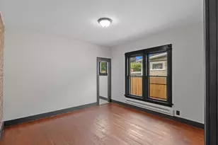 1218 E Marine View Dr, Everett, WA 98201 - Photo 18