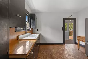 1218 E Marine View Dr, Everett, WA 98201 - Photo 14