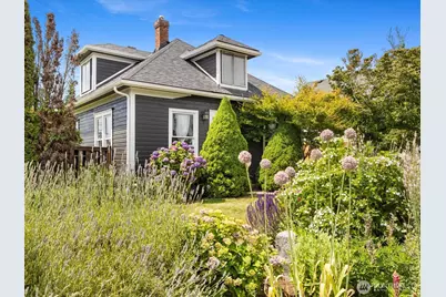 1218 E Marine View Drive, Everett, WA 98201 - Photo 2