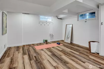 1518 4th Avenue N, Seattle, WA 98109 - Photo 26