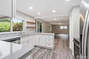 1435 SE Vallair Ct, Port Orchard, WA 98366 - Photo 10
