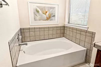 920 East Bay Drive NE #2D-101, Olympia, WA 98506 - Photo 16